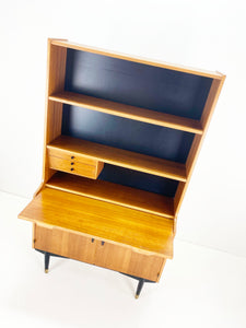 <transcy>Hugo Troeds Wallunit / Desk</transcy>