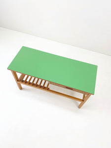 <tc>Green Teak Sidetable</tc>